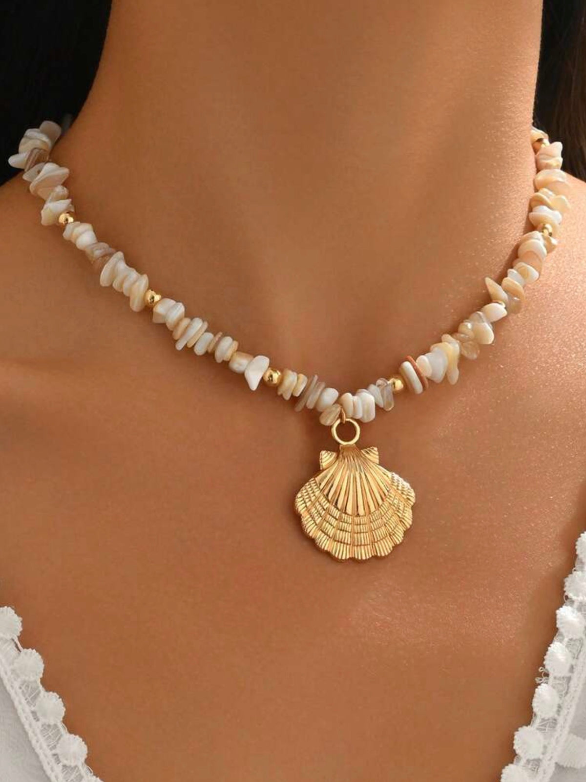 Collar Necklace
